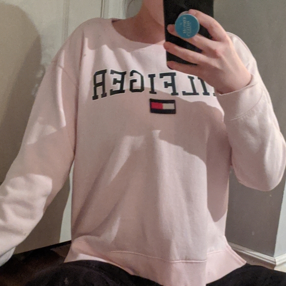 Tommy Hilfiger sweatshirt! - Picture 2 of 2